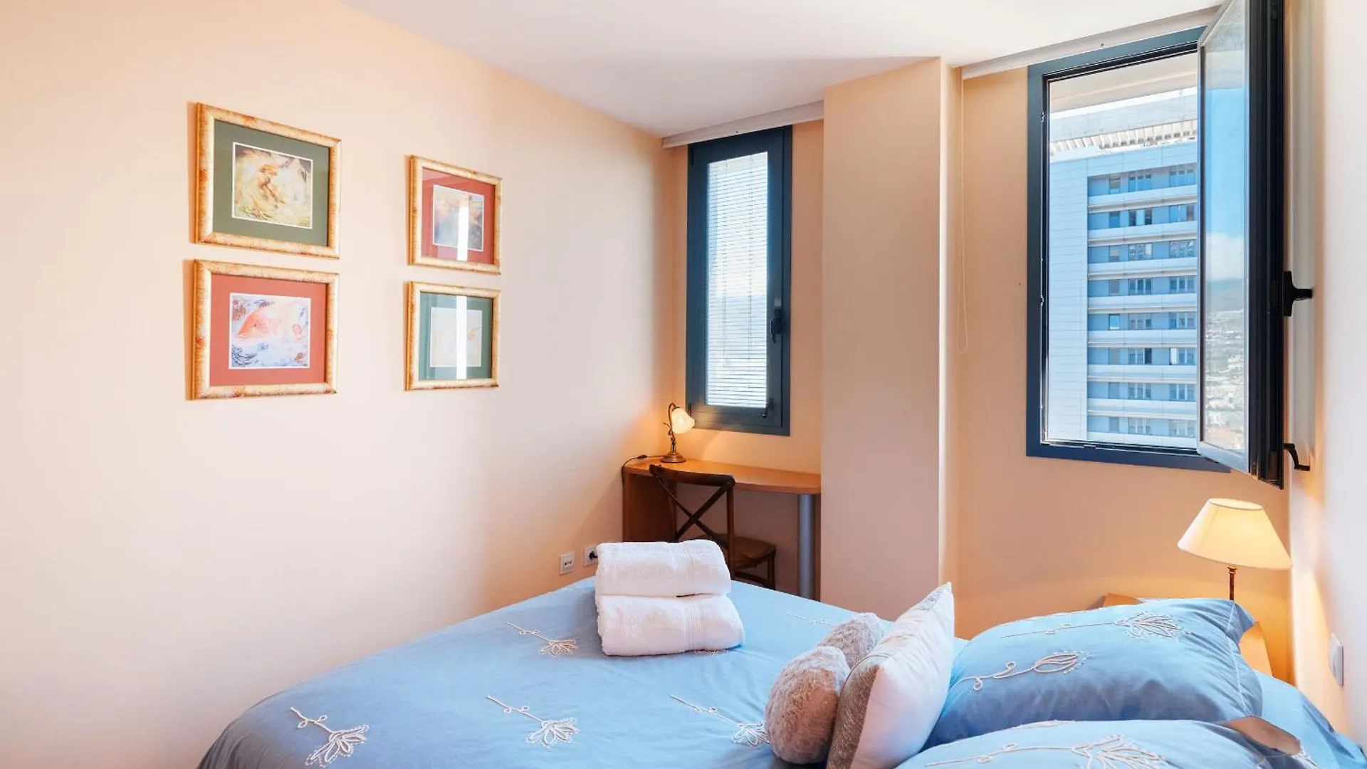 Eden Rentals Altavista Suites Apto Torre 1 Santa Cruz de Tenerife Apartment